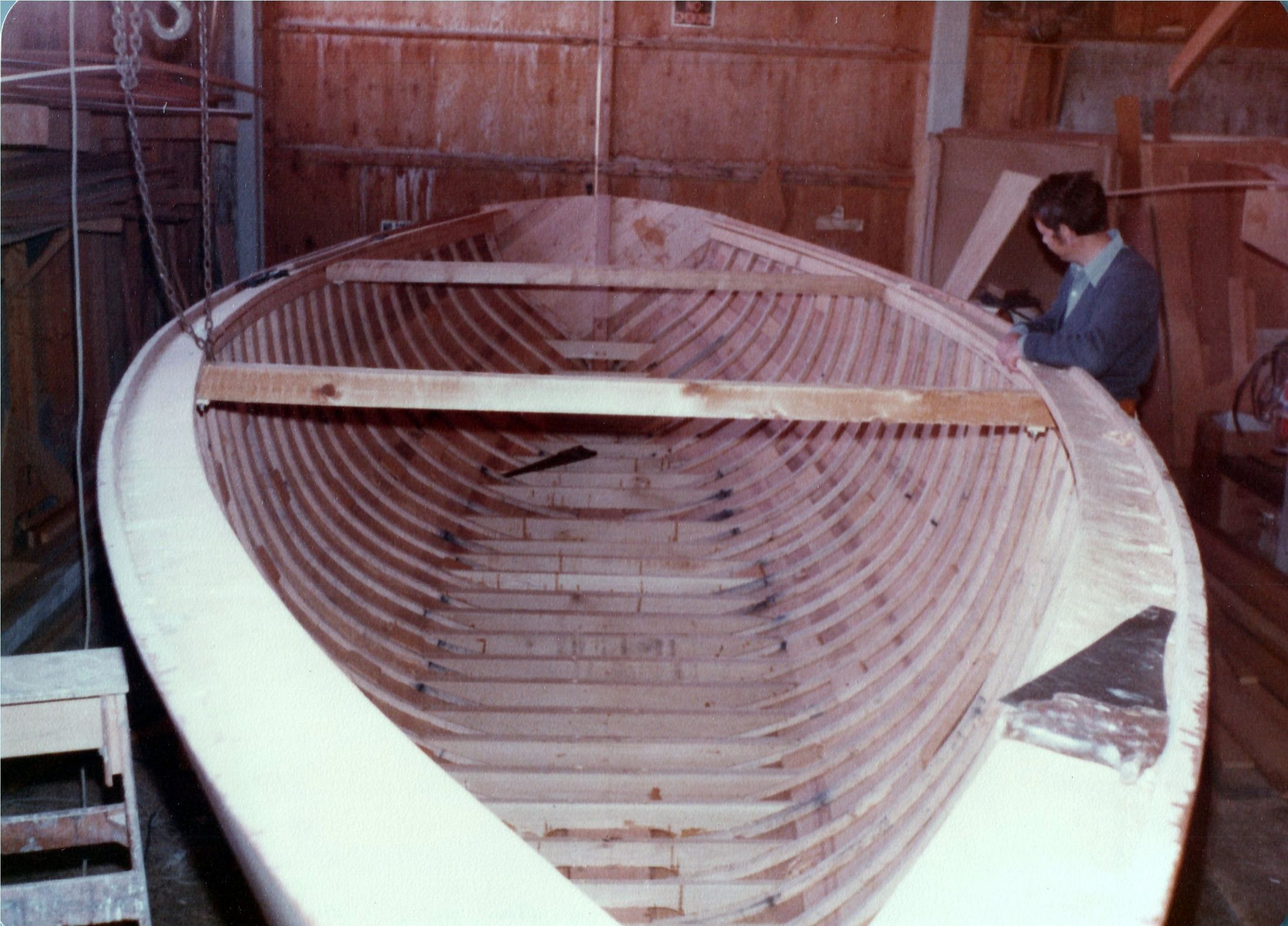 The open hull from above the stern, floors along the keel